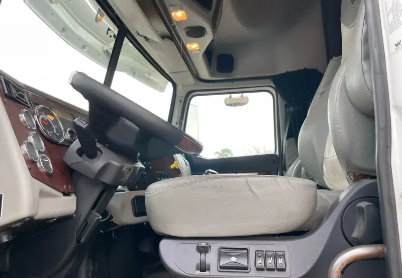 2016 Western Star 5700XE photo 14