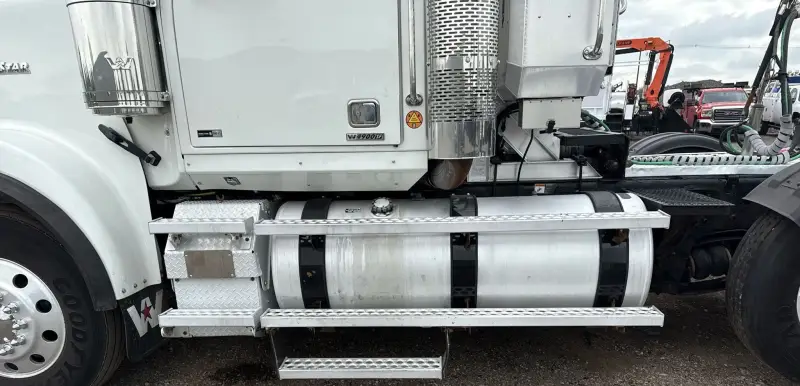 2012 Western Star 4900 Conventional photo 9