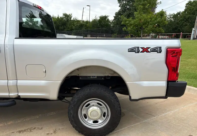 2019 Ford F250 Super Duty photo 23