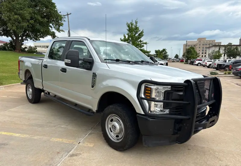 2019 Ford F250 Super Duty photo 3