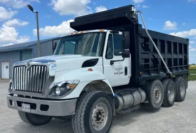 2015 International 7500 SBA