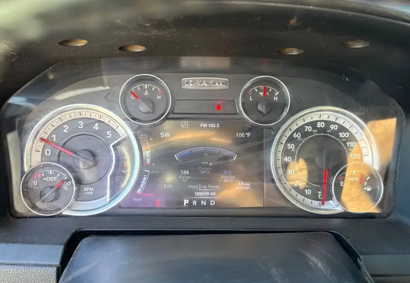 2016 RAM 3500 photo 27