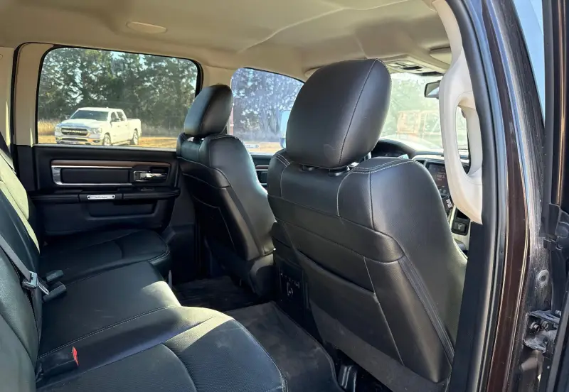 2016 RAM 3500 photo 42