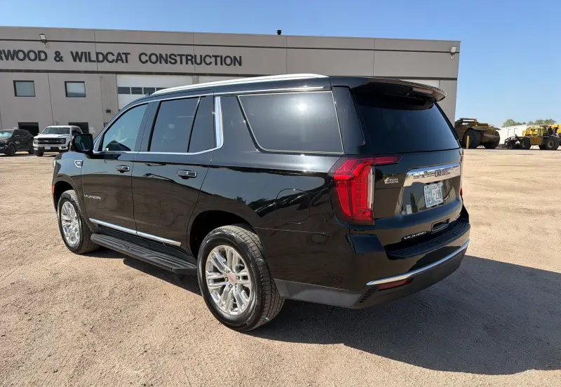 2021 GMC Yukon photo 7