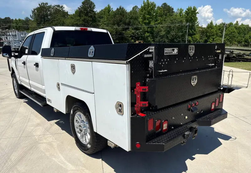 2018 Ford F350 Super Duty photo 42