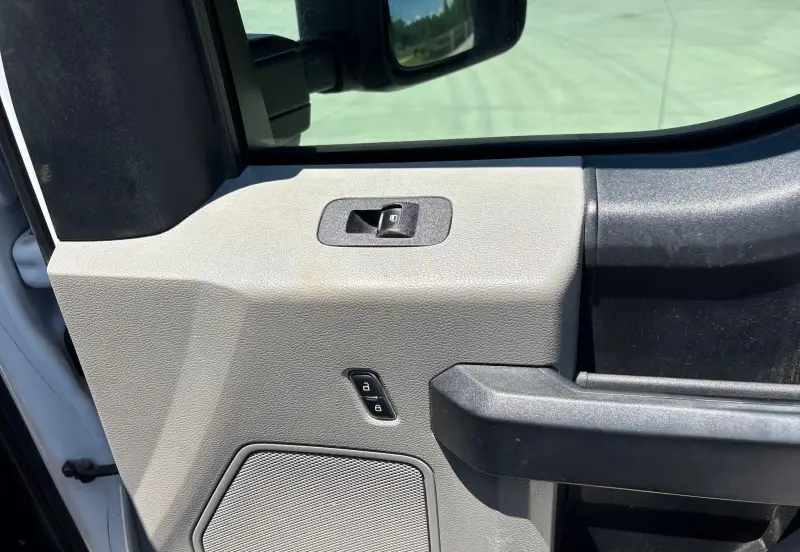 2018 Ford F350 Super Duty photo 78